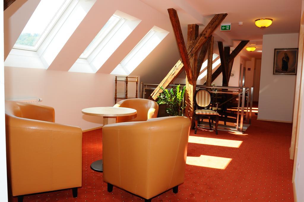 Hotel-Gasthof-Fleischerei - Zur Alten Post Schwanberg Екстериор снимка