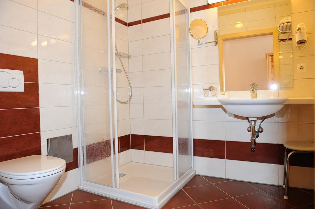 Hotel-Gasthof-Fleischerei - Zur Alten Post Schwanberg Екстериор снимка