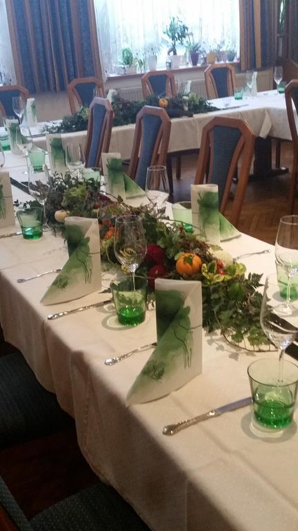 Hotel-Gasthof-Fleischerei - Zur Alten Post Schwanberg Екстериор снимка